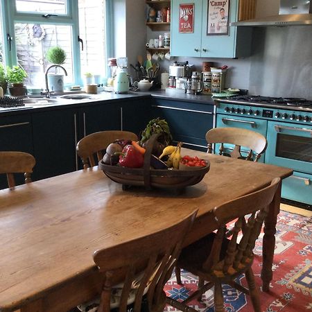 Little Basset Apartment Kingsdown  Bagian luar foto